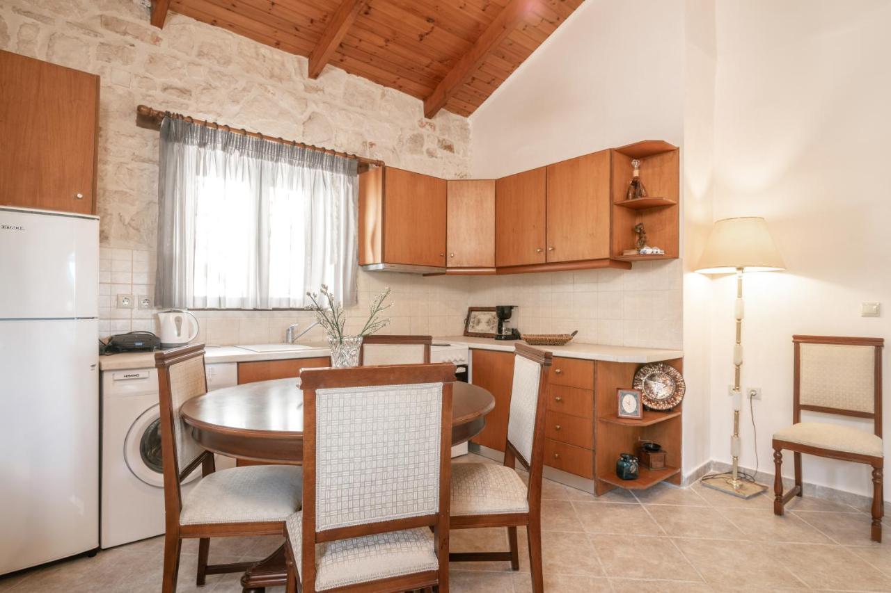 Vozas Villas - Traditional Houses With Great View Tragaki Exterior foto