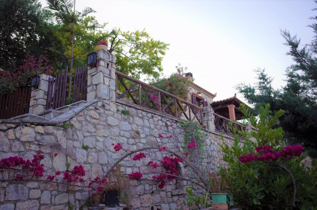 Vozas Villas - Traditional Houses With Great View Tragaki Exterior foto